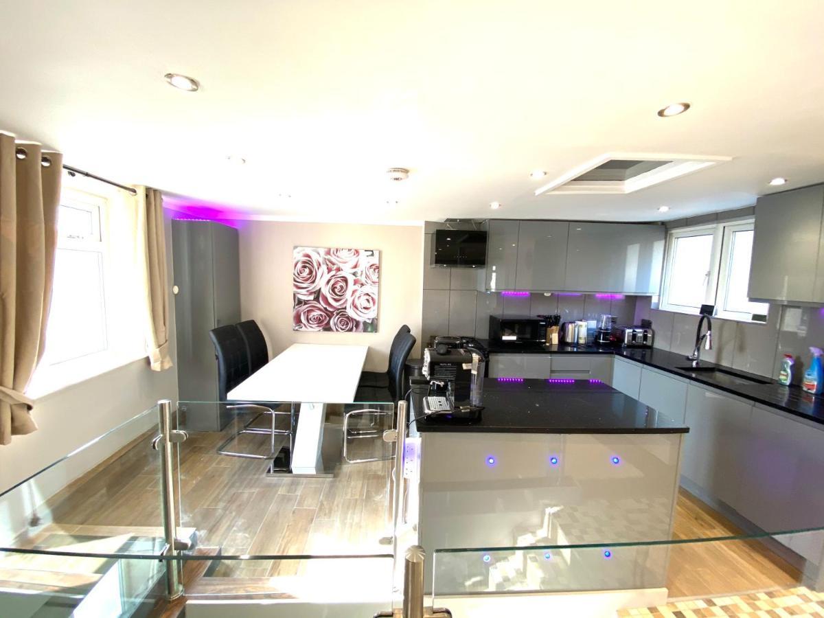 Modern Stylish Apartment At Brighton Station Exteriör bild